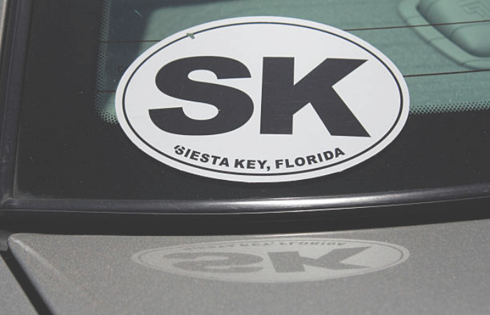 Contoh Stiker Nama Di Mobil